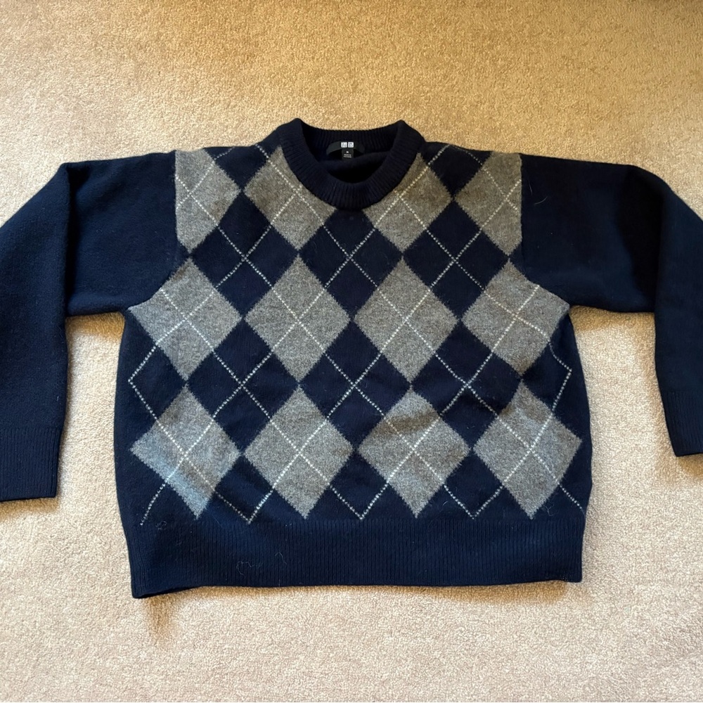 Uniqlo Argyle Sweater